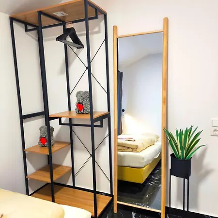 Schwert Loft S73 Free Parking & Wifi