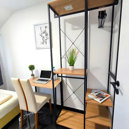 Schwert Loft S73 Free Parking & Wifi Appartement