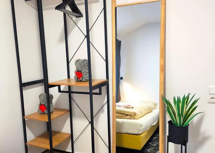 Schwert Loft S73 Free Parking & Wifi