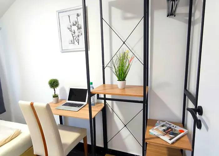 Schwert Loft S73 Free Parking & Wifi 公寓